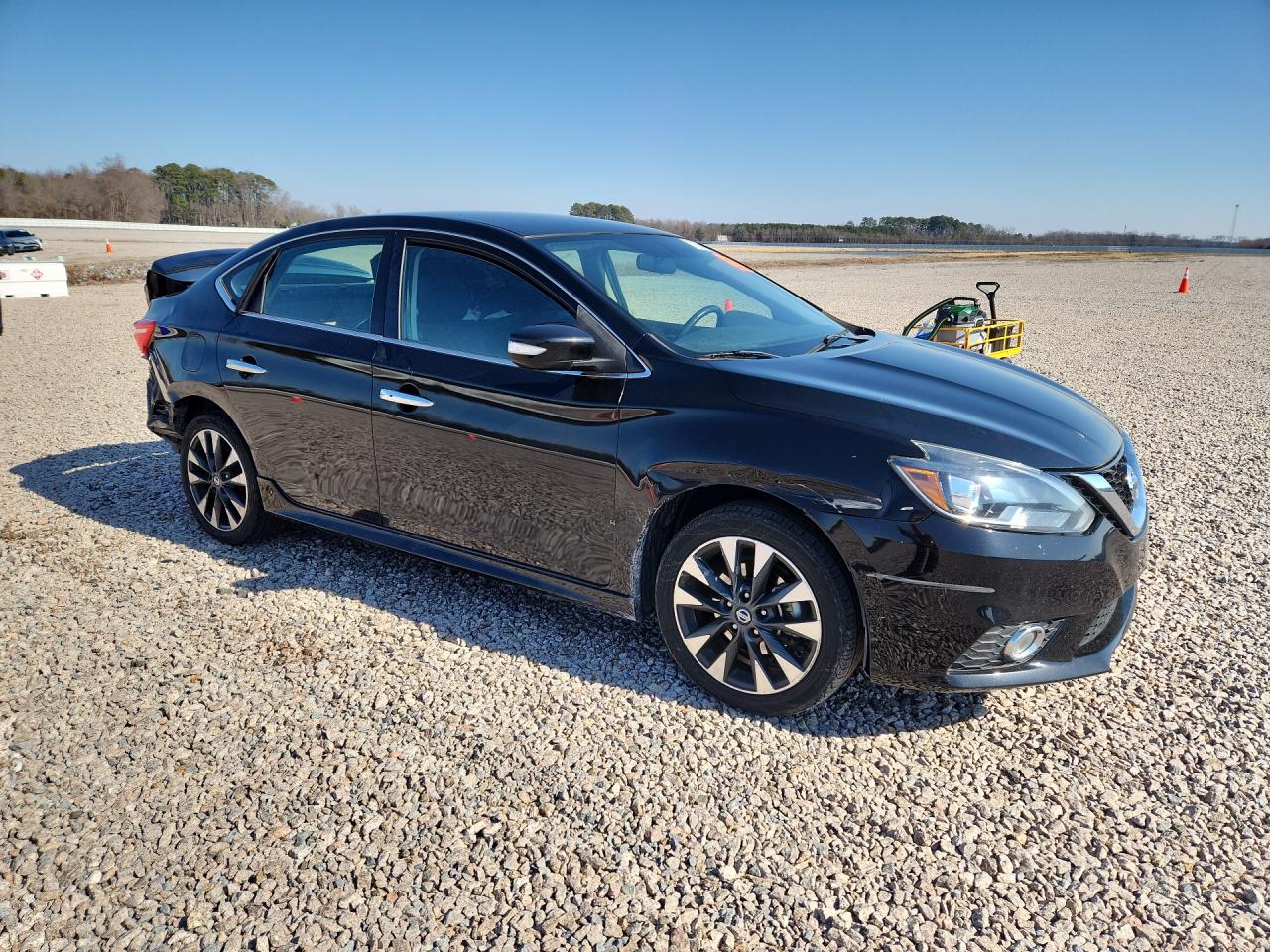 2019 NISSAN SENTRA S photo 7