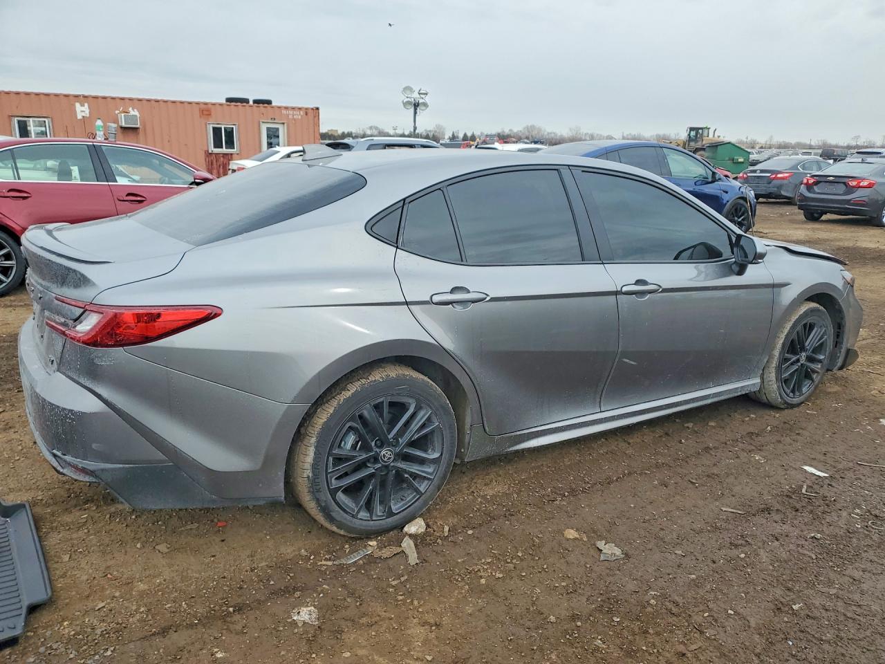 2025 TOYOTA CAMRY photo 3