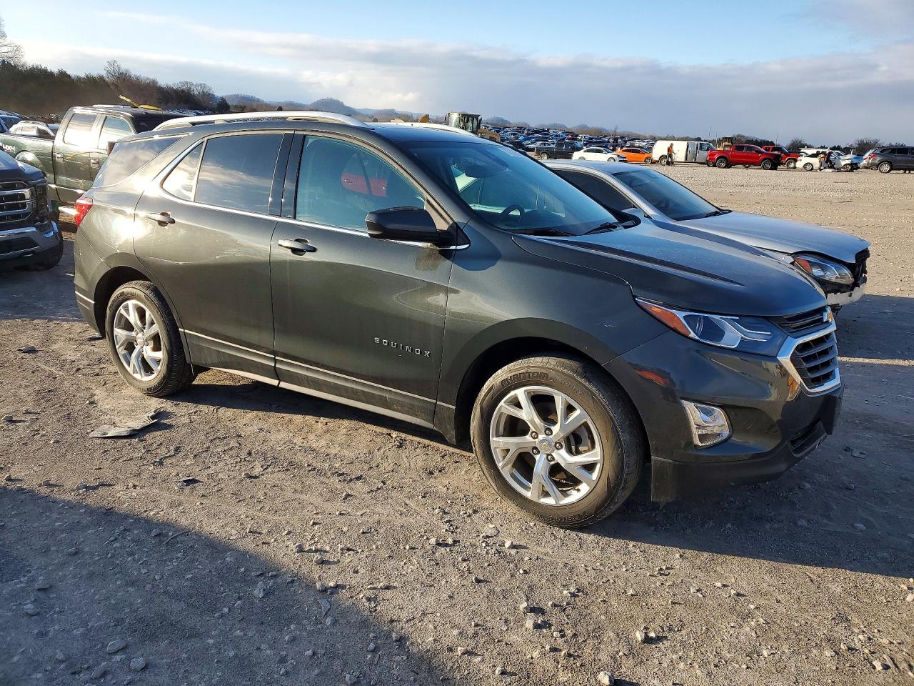 2020 CHEVROLET EQUINOX LT photo 10