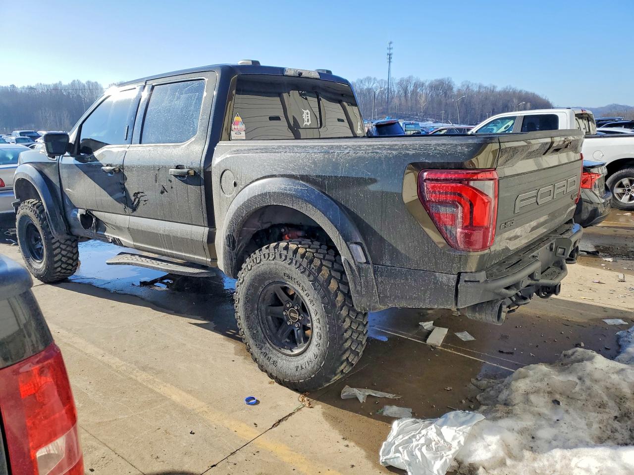 2024 FORD F150 RAPTOR photo 3