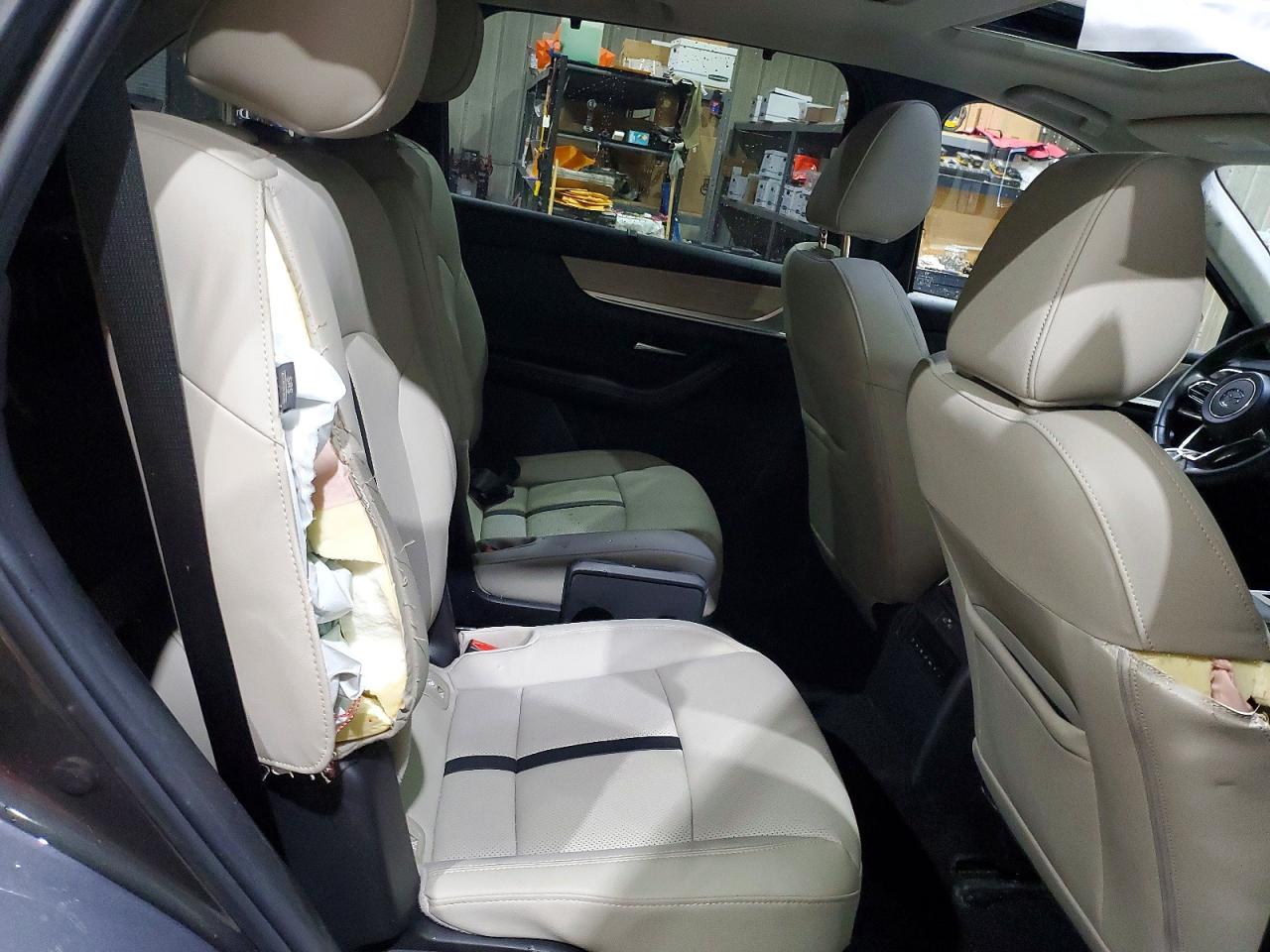2025 MAZDA CX-90 PREFERRED photo 11