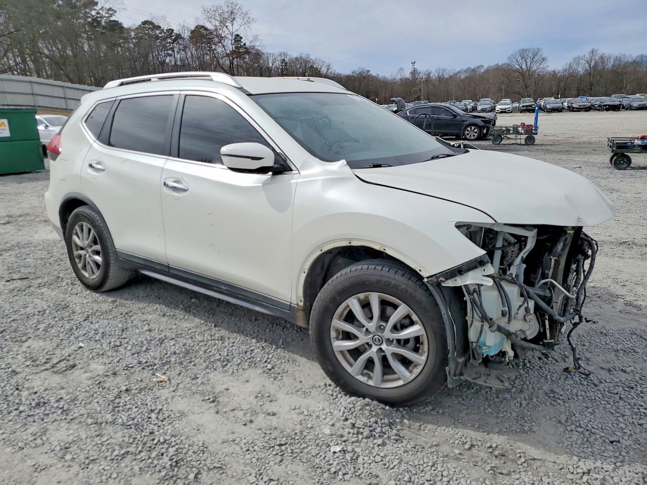2018 NISSAN ROGUE S photo 4