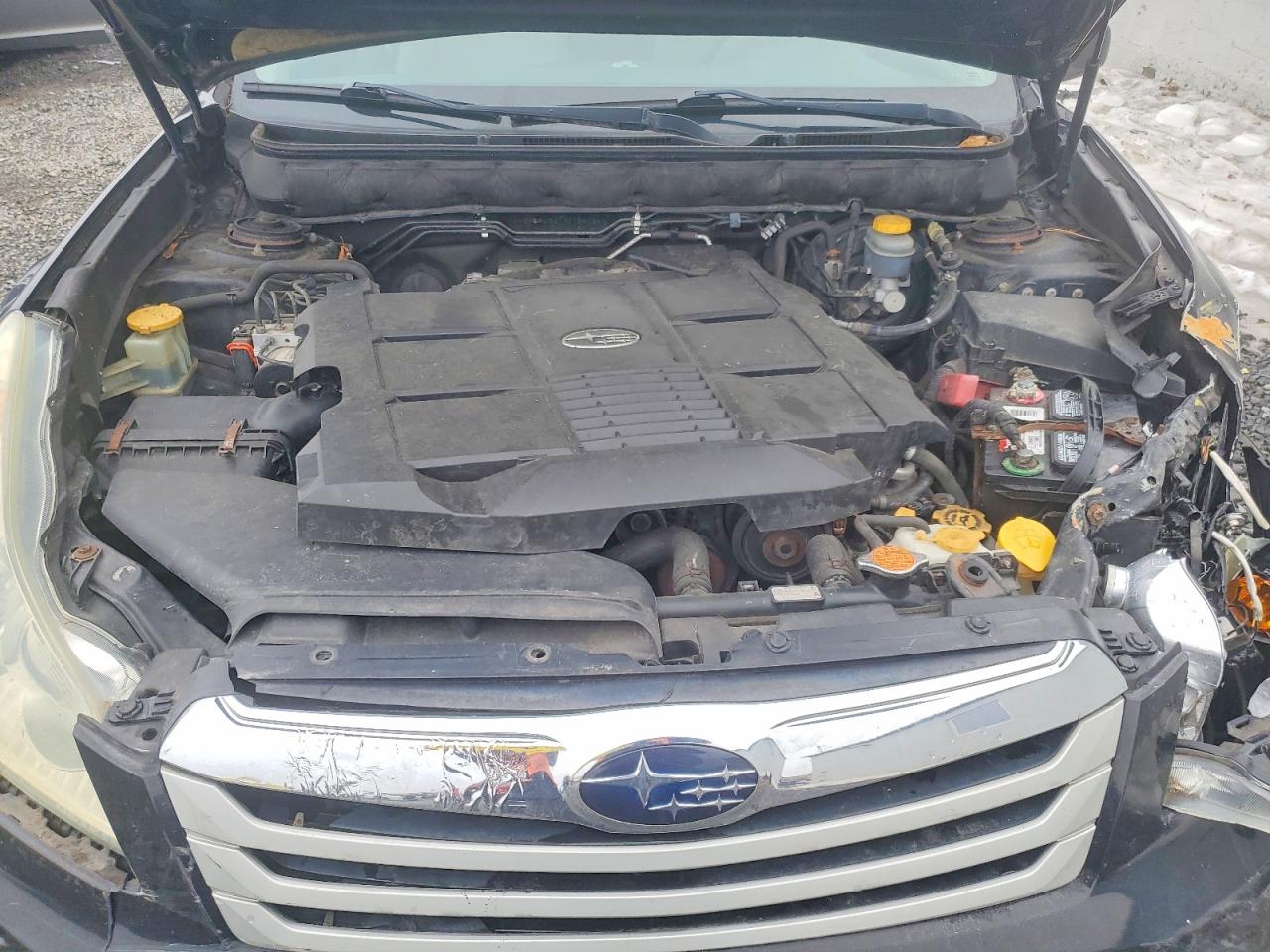 2010 SUBARU OUTBACK 3.6R LIMITED photo 12