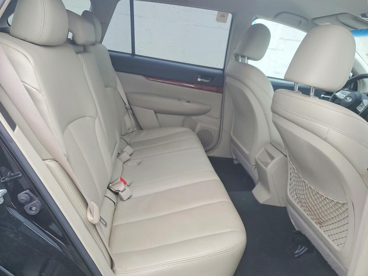 2010 SUBARU OUTBACK 3.6R LIMITED photo 11