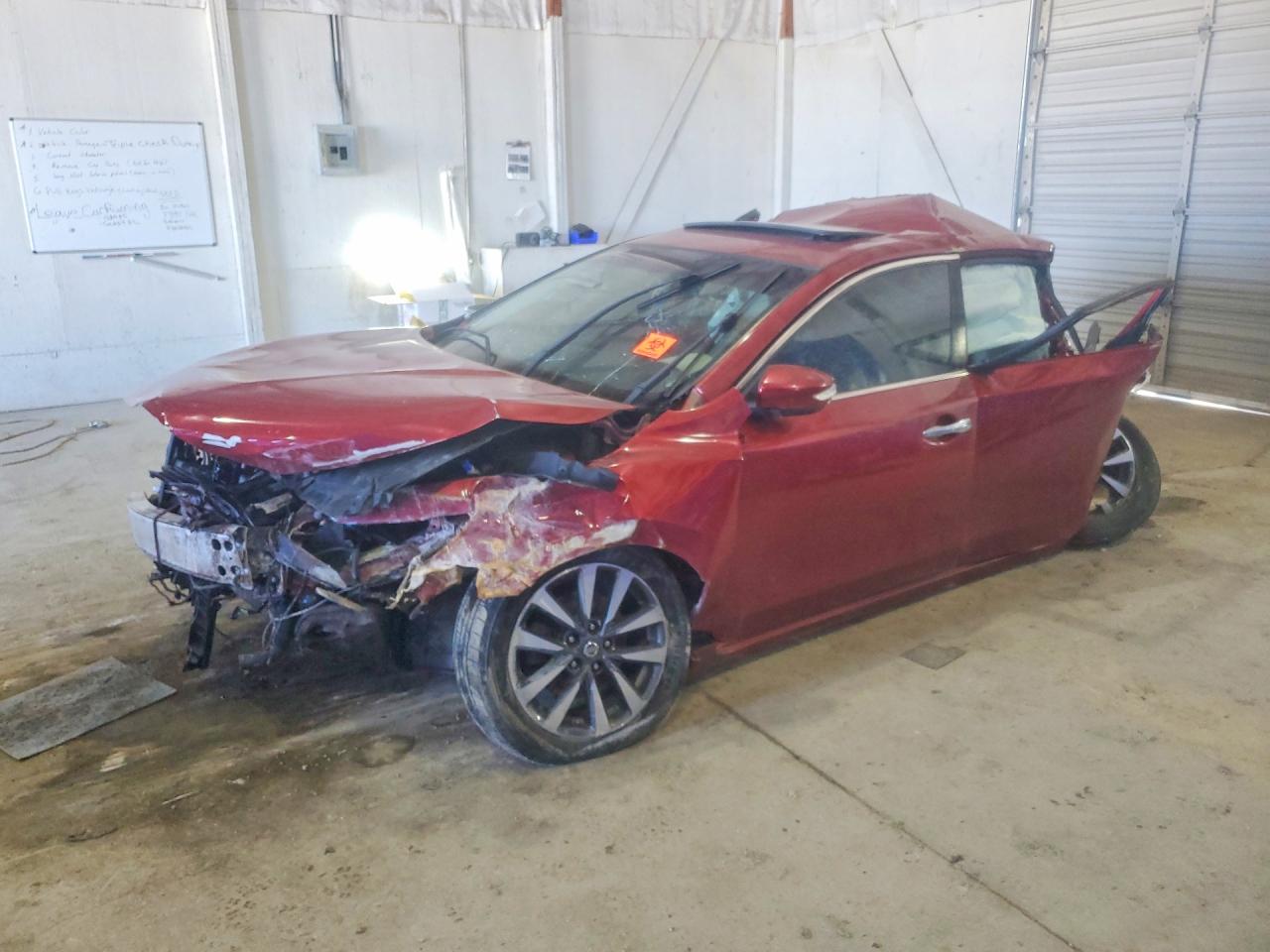 2016 NISSAN ALTIMA