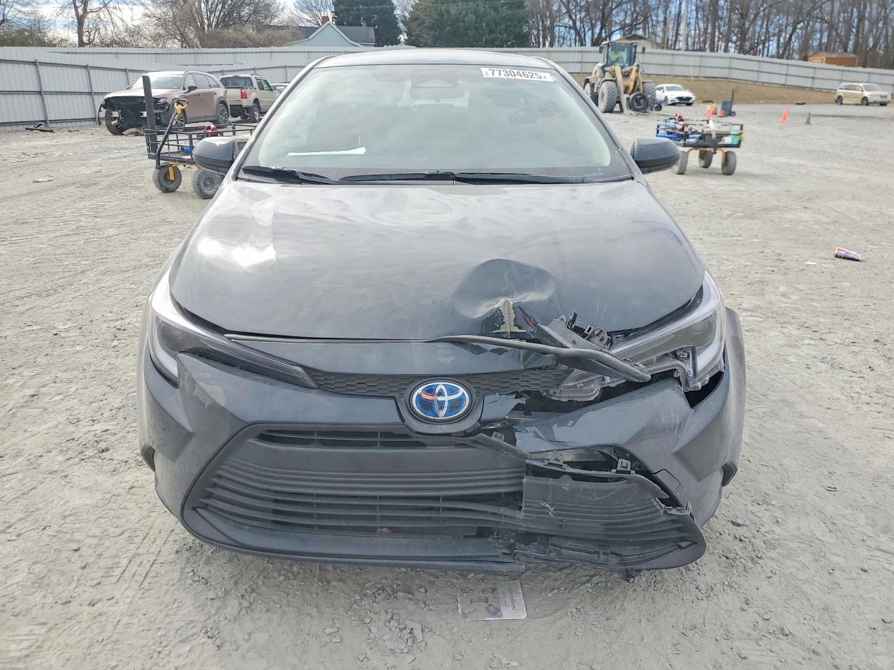 2025 TOYOTA COROLLA LE photo 5