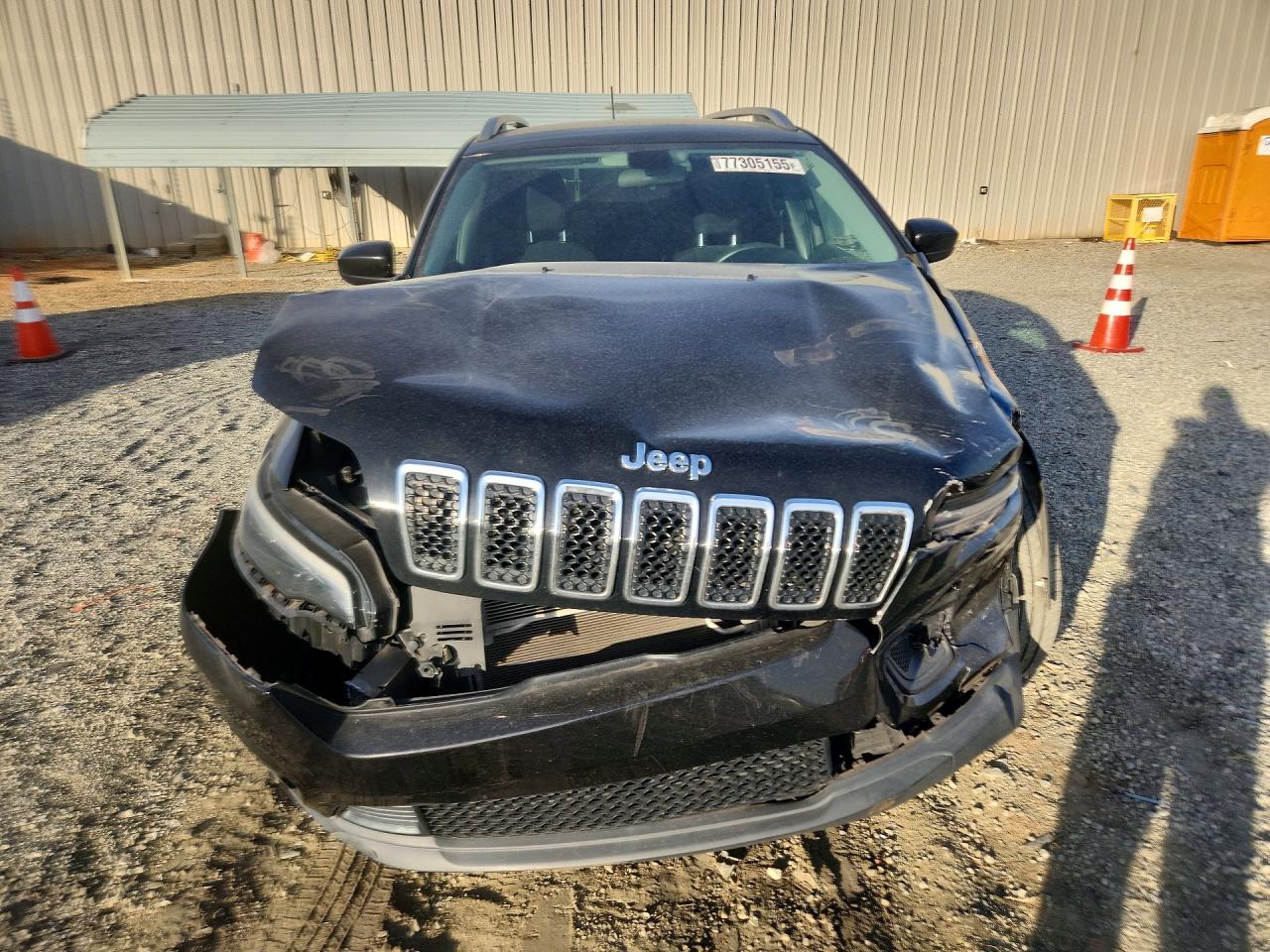 2019 JEEP CHEROKEE photo 13