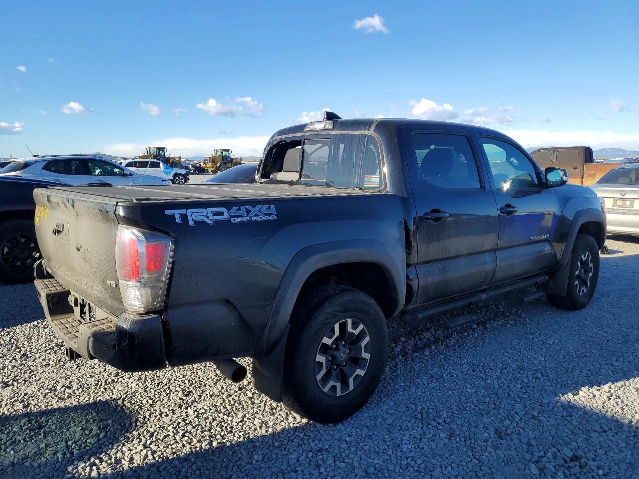 2021 TOYOTA TACOMA TRD OFF-ROAD photo 5