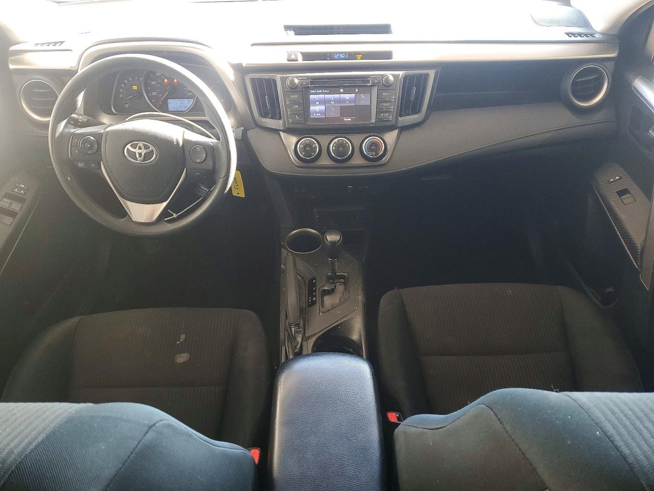 2015 TOYOTA RAV4 LE photo 8