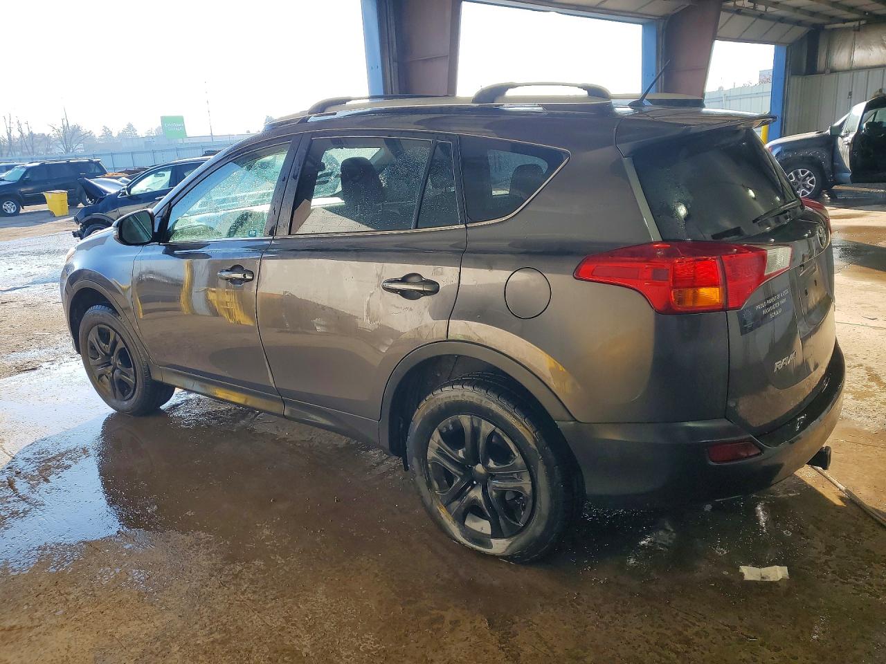 2015 TOYOTA RAV4 LE photo 2