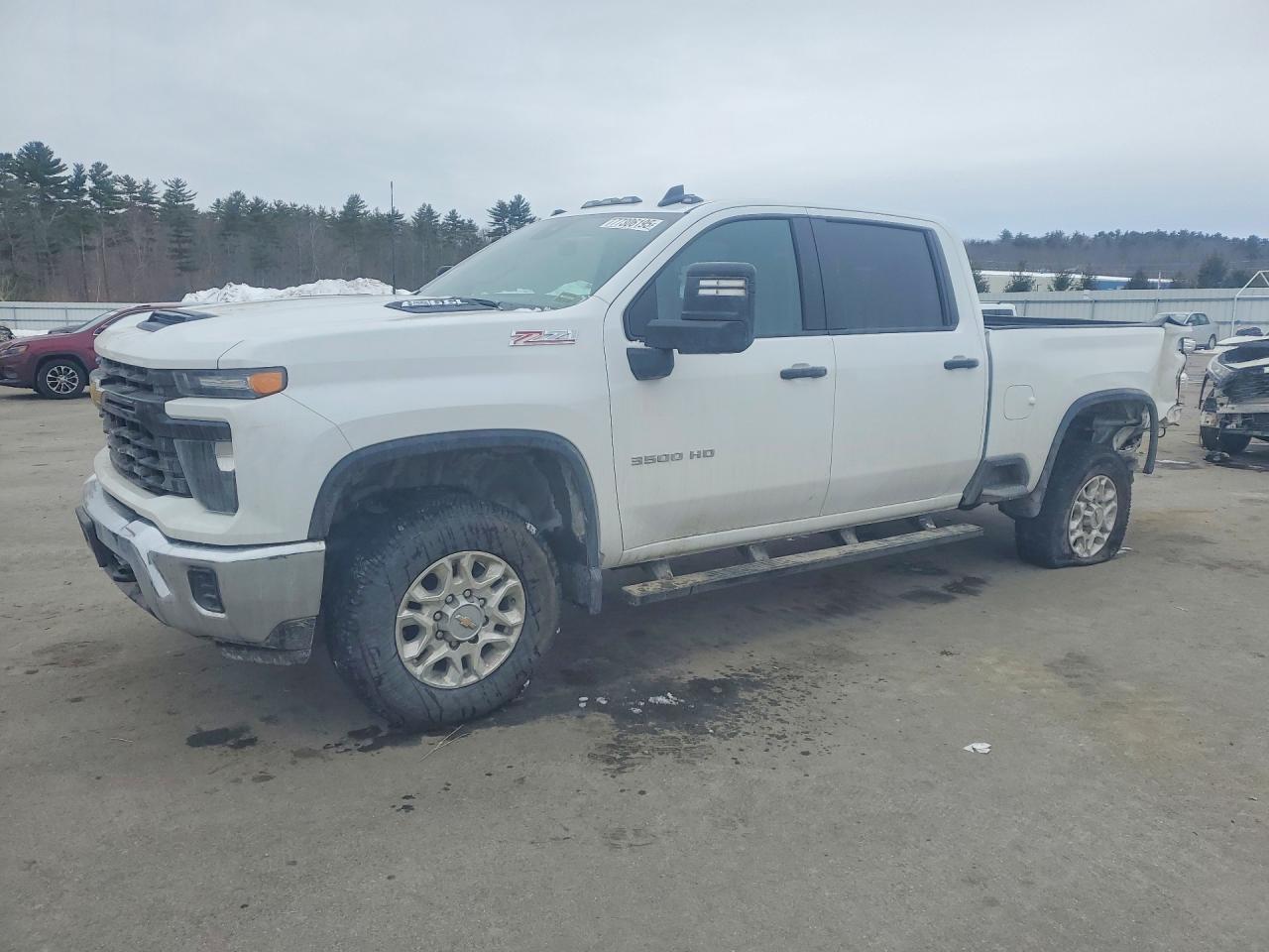 2025 CHEVROLET SILVERADO