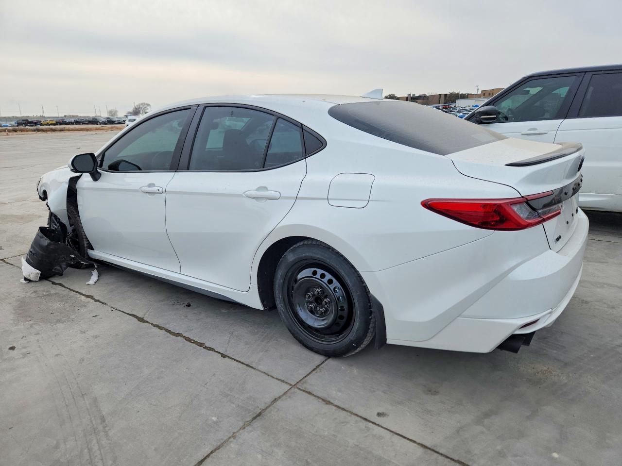 2025 TOYOTA CAMRY XSE photo 3