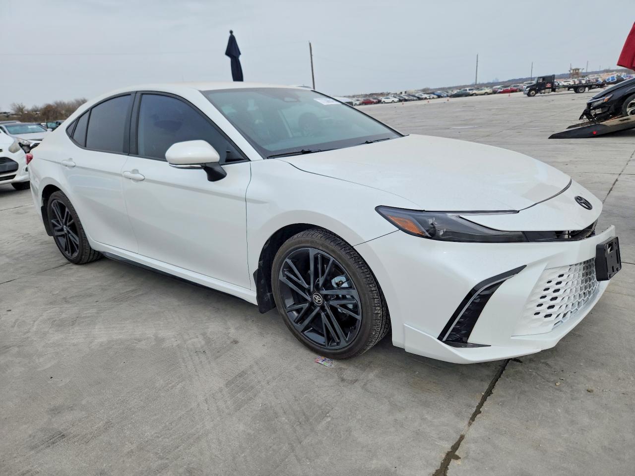 2025 TOYOTA CAMRY XSE photo 7