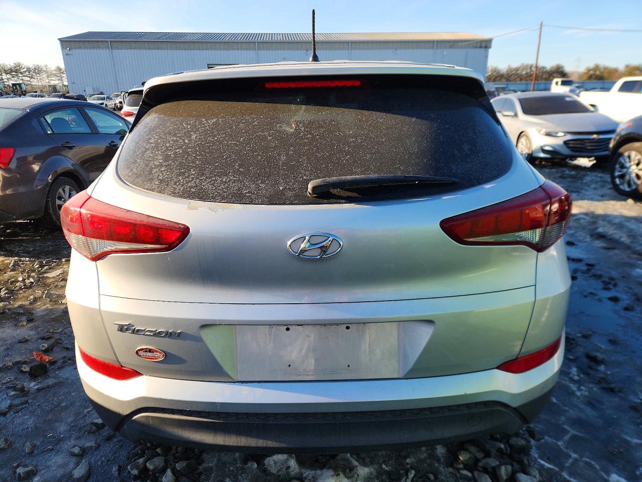 2018 HYUNDAI TUCSON SE photo 11