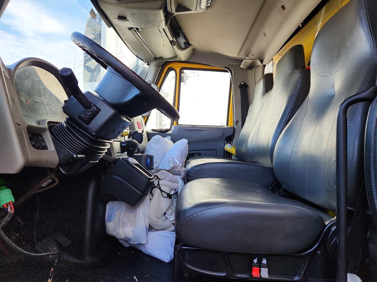 2019 INTERNATIONAL MA025 BOX TRUCK photo 5