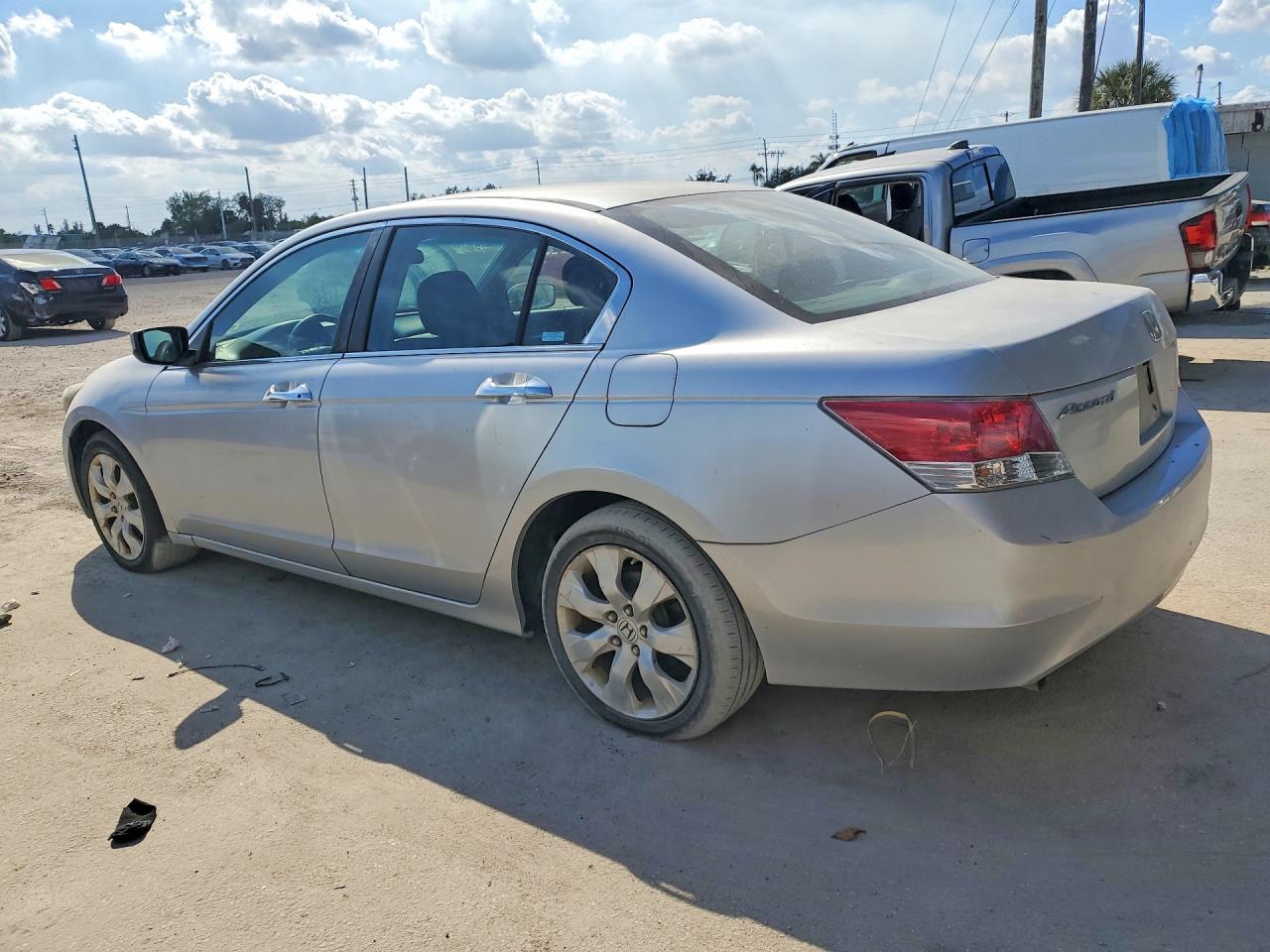 2008 HONDA ACCORD EX photo 2