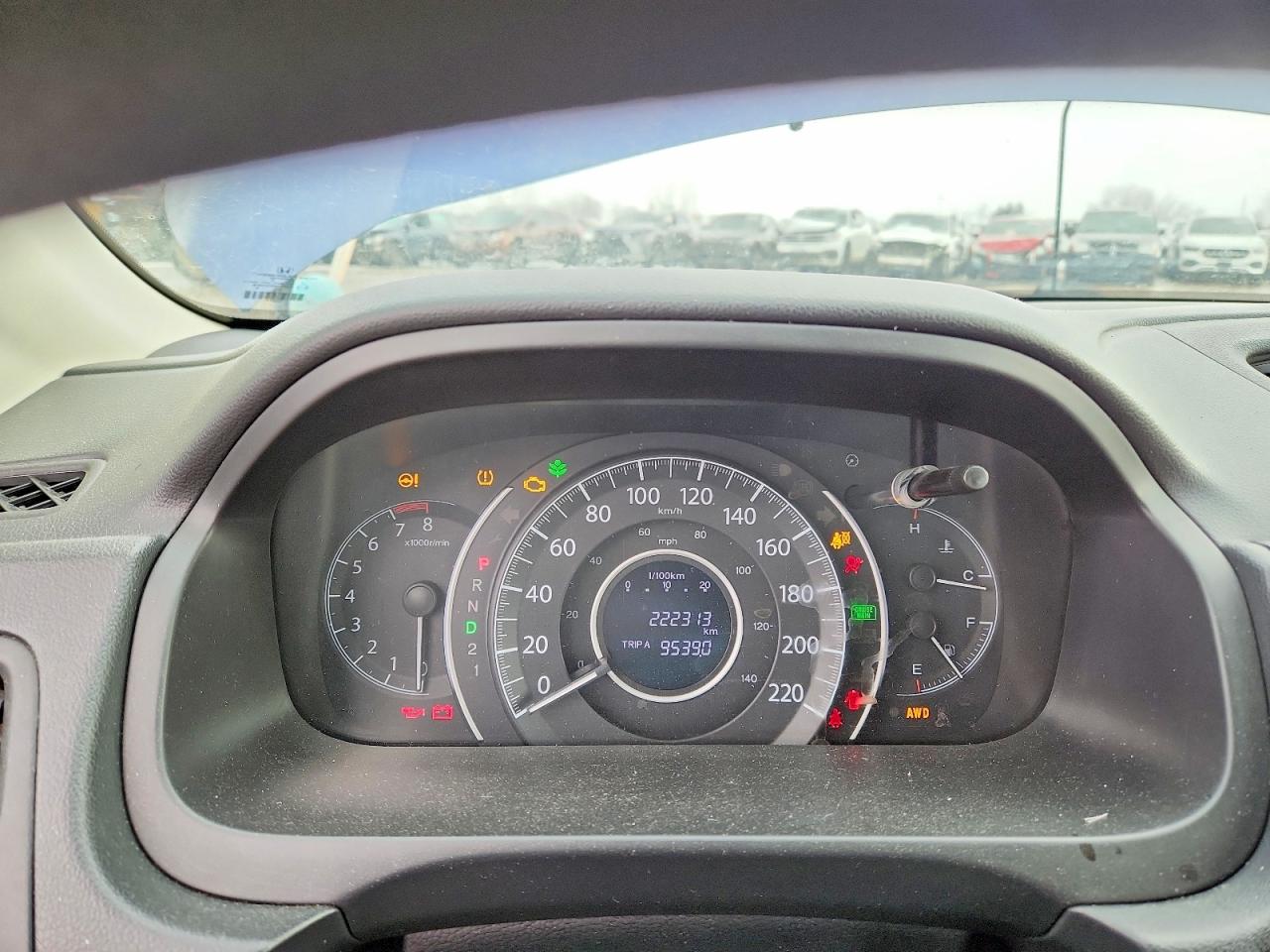 2014 HONDA CR-V LX photo 25