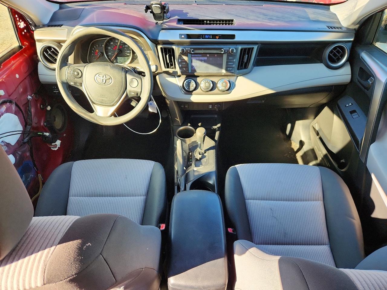 2015 TOYOTA RAV4 LE photo 15
