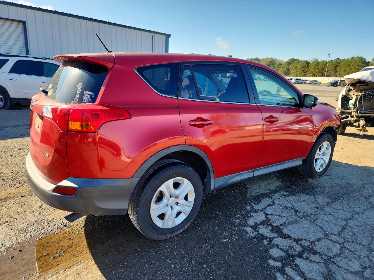 2015 TOYOTA RAV4 LE photo 5