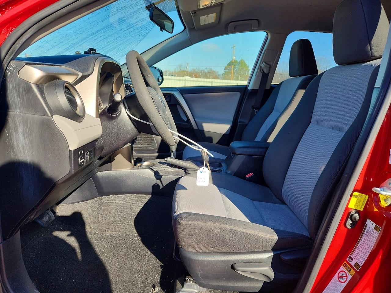 2015 TOYOTA RAV4 LE photo 13