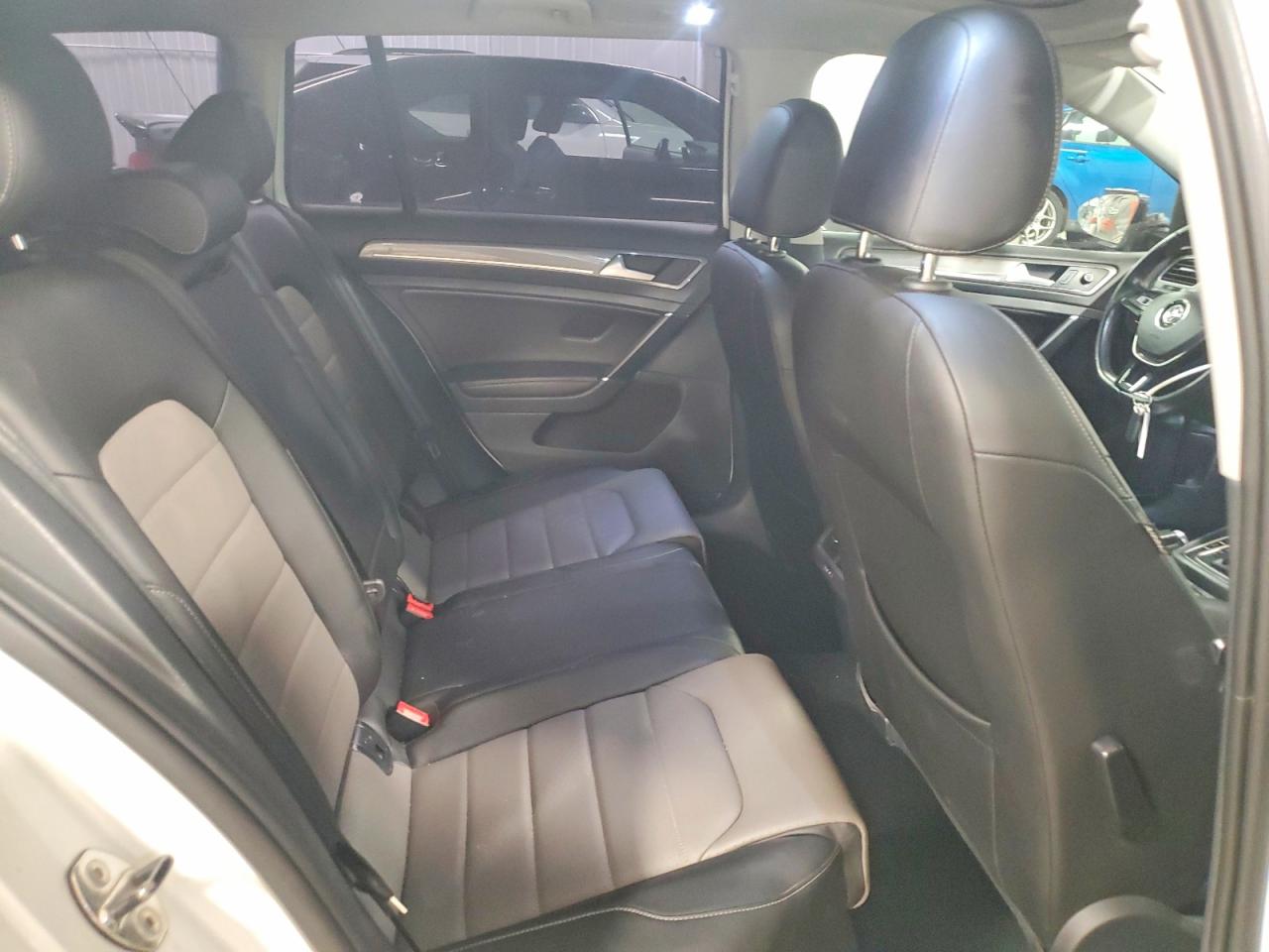 2017 VOLKSWAGEN GOLF ALLTRACK S photo 19