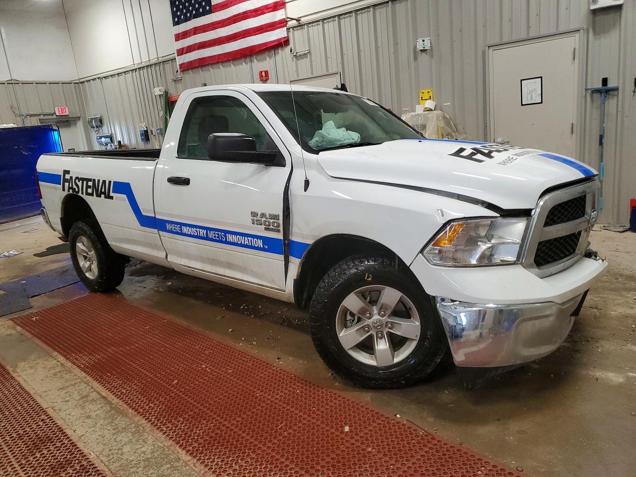 2023 RAM 1500 CLASSIC SLT photo 10