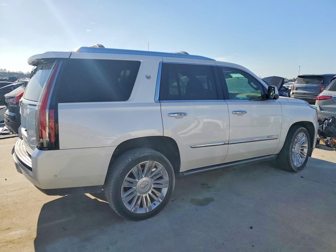 2020 CADILLAC ESCALADE PLATINUM photo 7