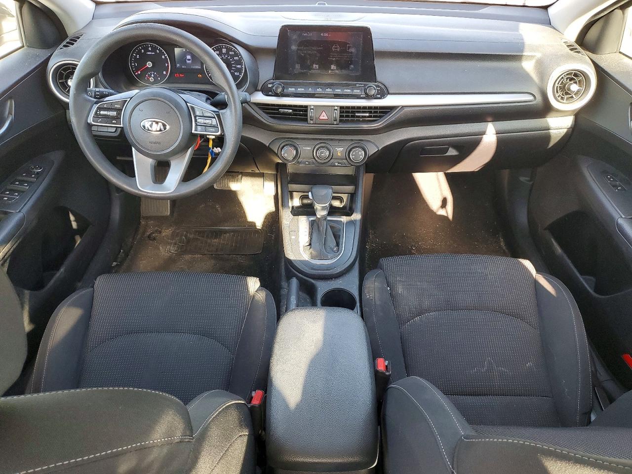 2020 KIA FORTE FE photo 22