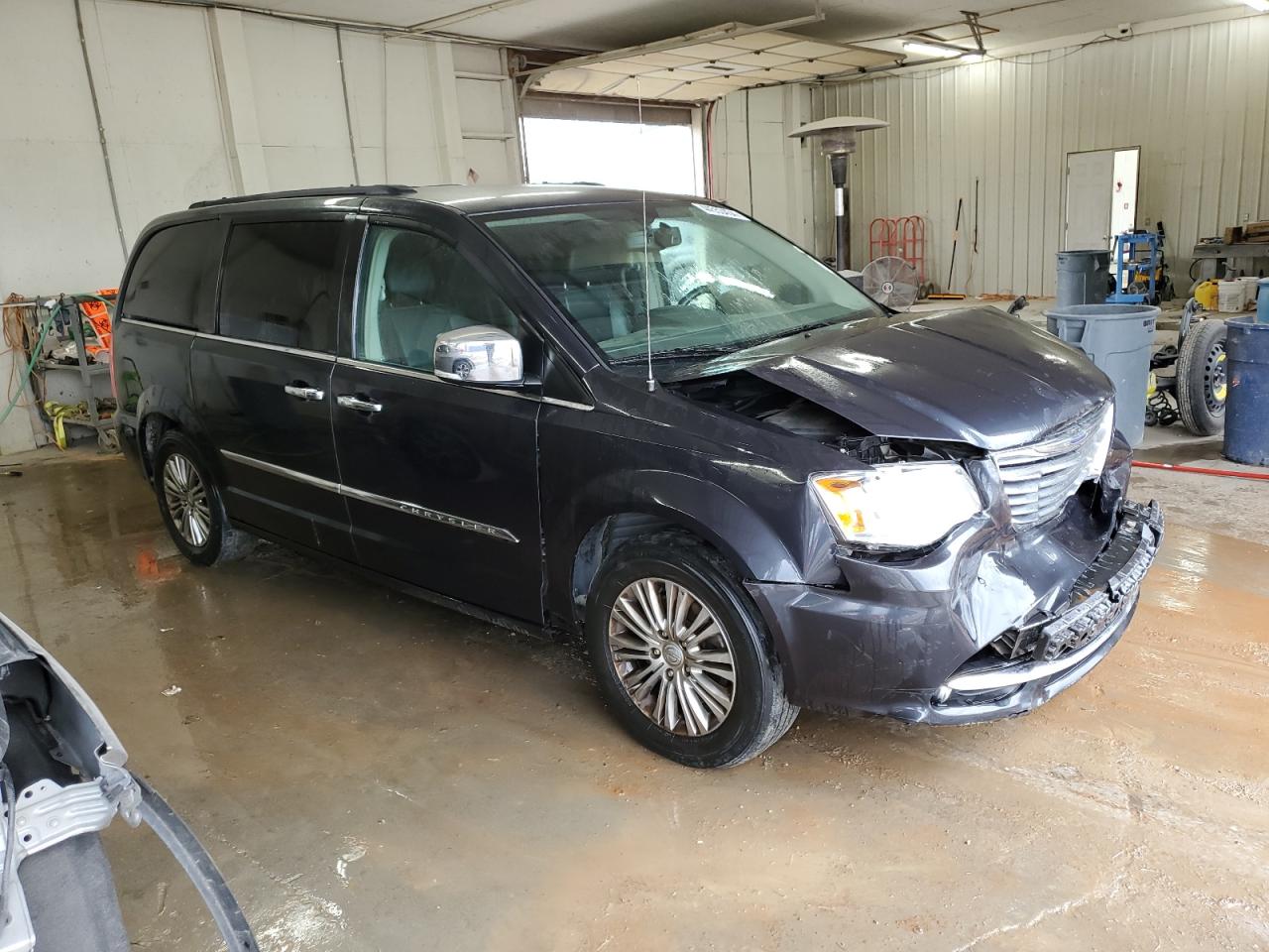 2013 CHRYSLER TOWN & COUNTRY TOURING L photo 7