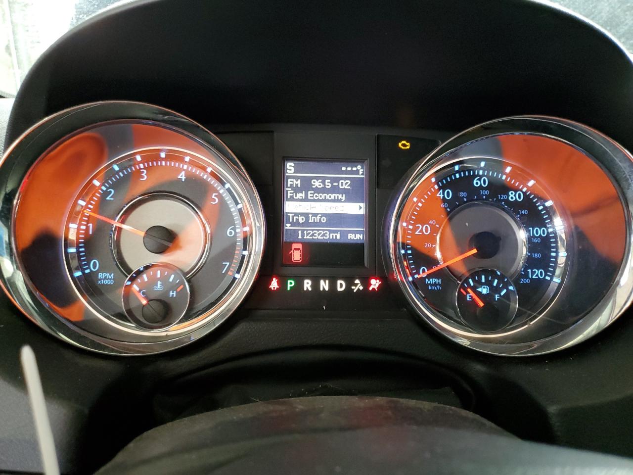 2013 CHRYSLER TOWN & COUNTRY TOURING L photo 17