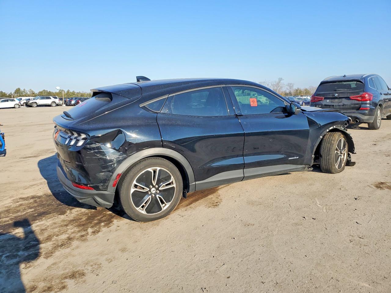 2022 FORD MUSTANG MACH-E SELECT photo 5