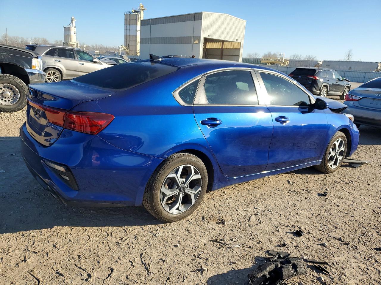 2019 KIA FORTE LXS photo 3