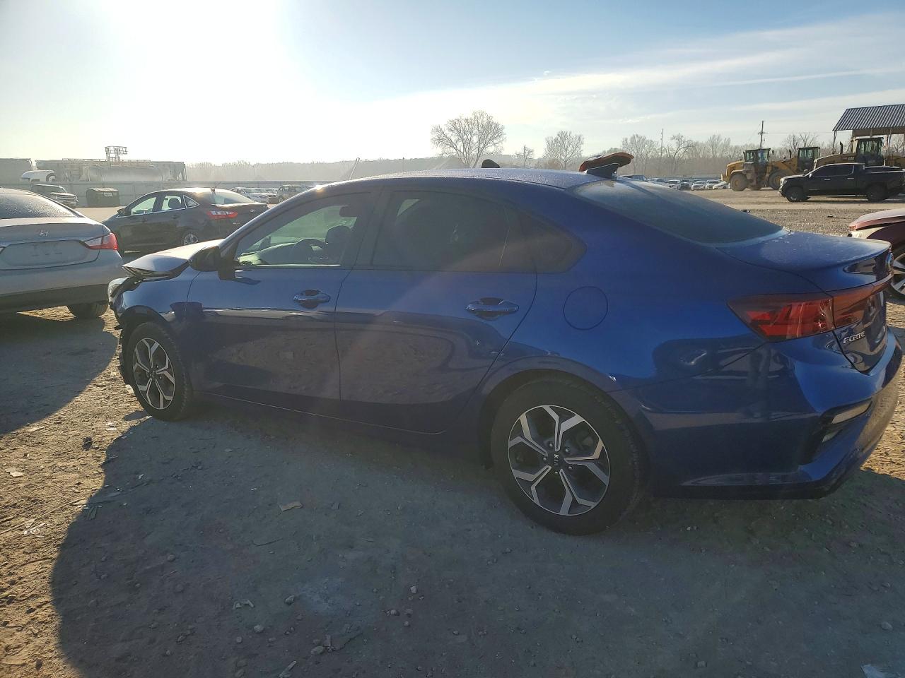 2019 KIA FORTE LXS photo 2