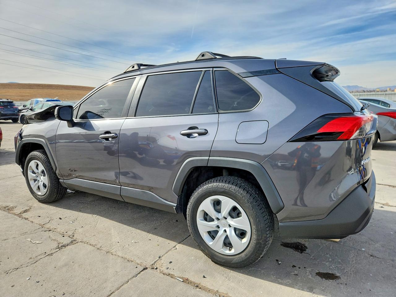 2019 TOYOTA RAV4 LE photo 2