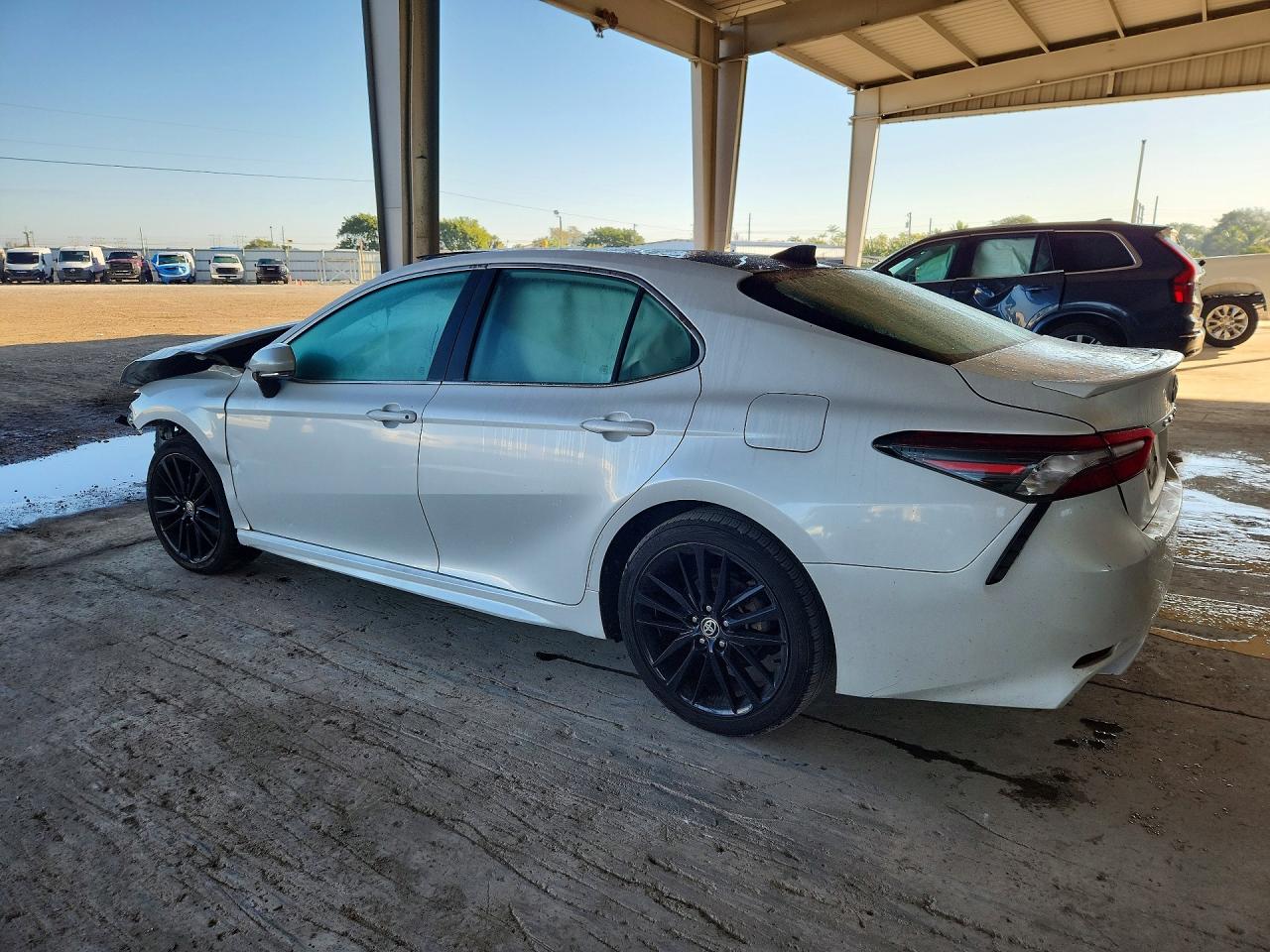 2021 TOYOTA CAMRY XSE photo 3