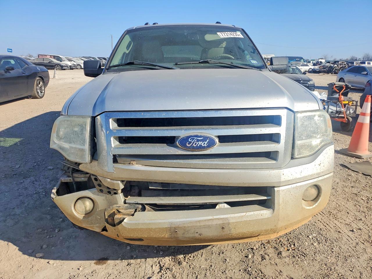 2010 FORD EXPEDITION XLT photo 9
