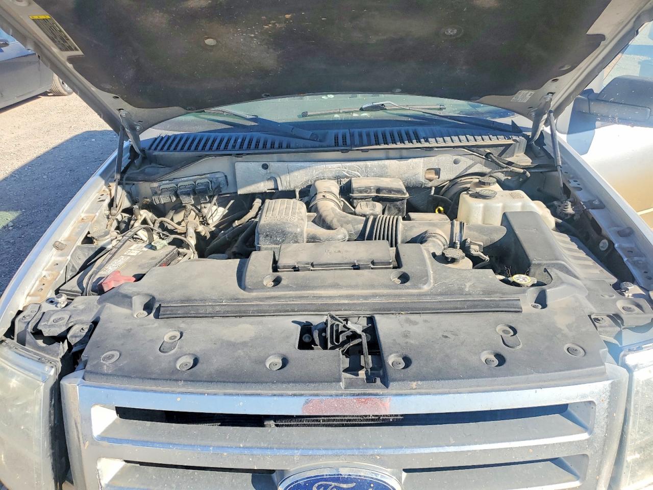 2010 FORD EXPEDITION XLT photo 23