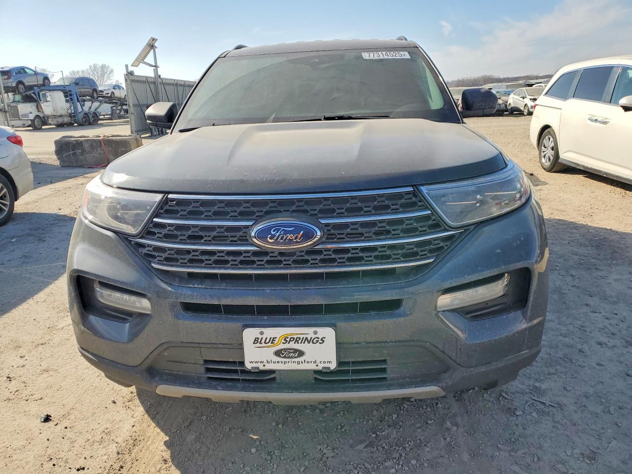 2023 FORD EXPLORER XLT photo 9