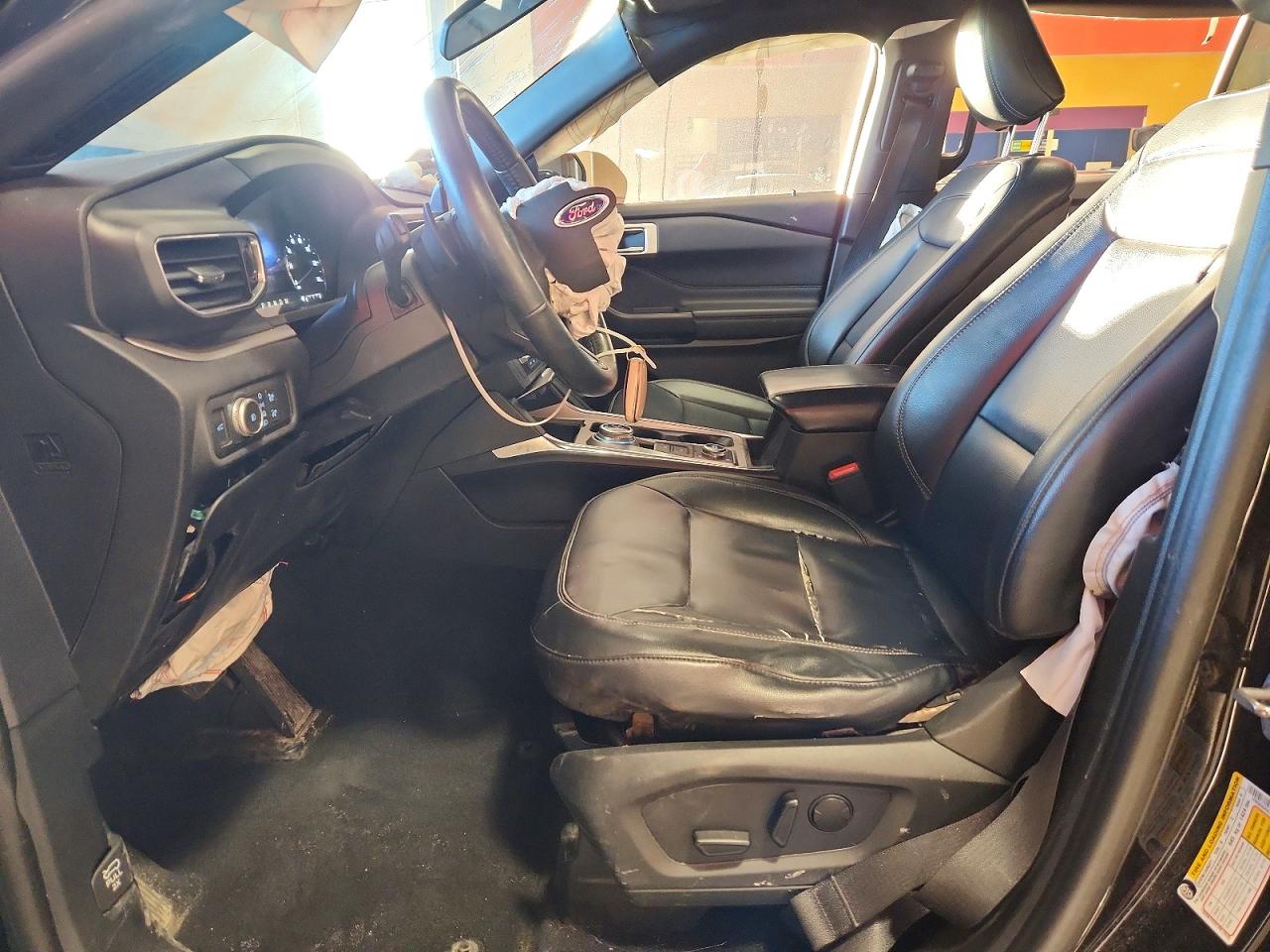 2020 FORD EXPLORER XLT photo 19