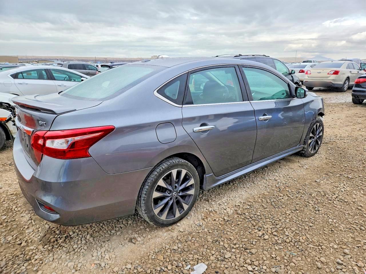 2017 NISSAN SENTRA SR photo 3