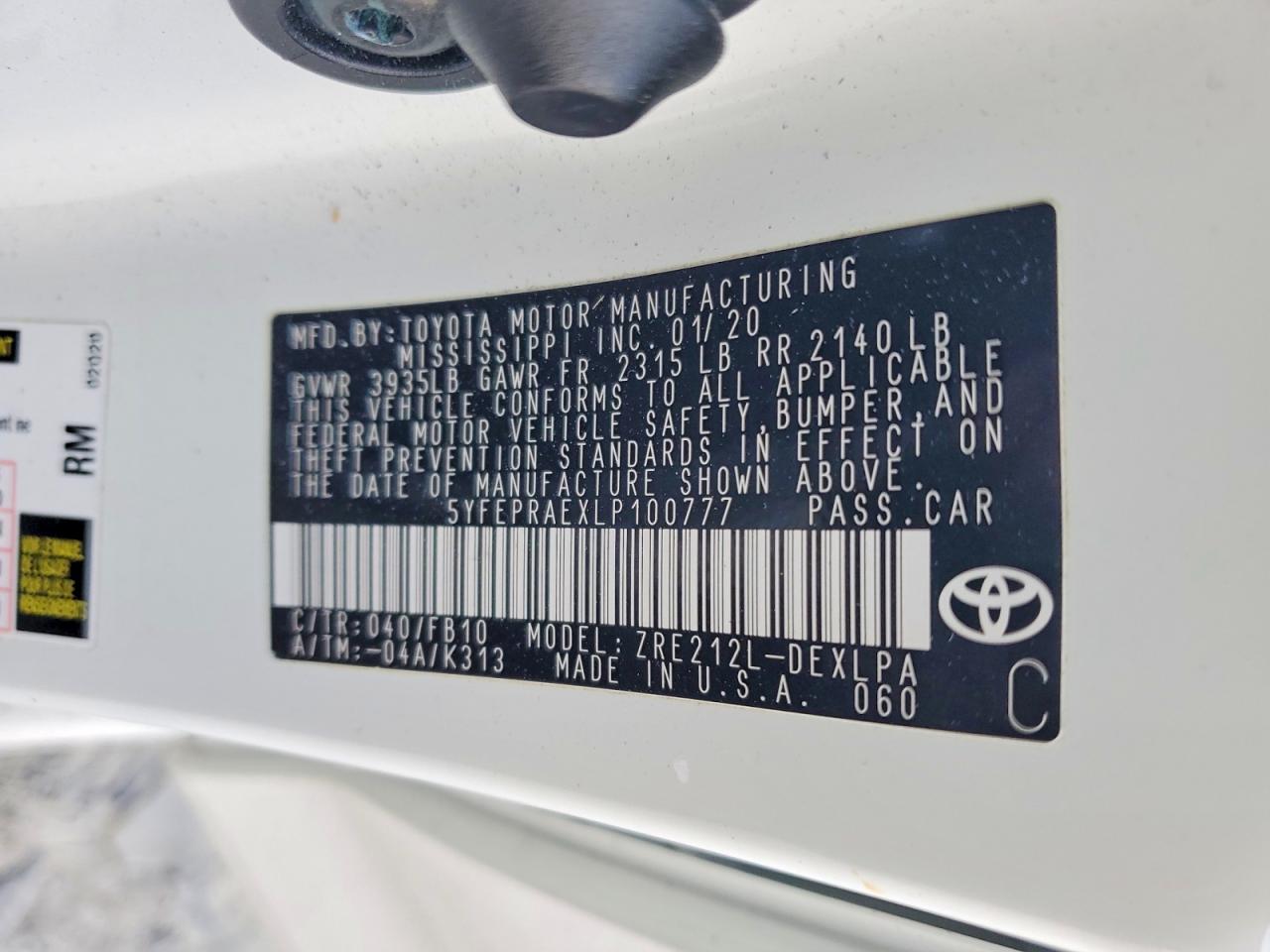 2020 TOYOTA COROLLA LE photo 12