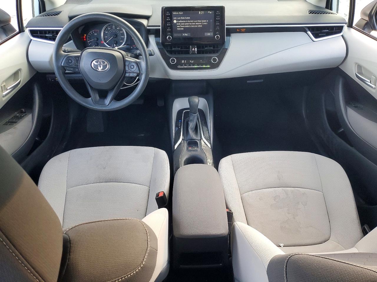 2020 TOYOTA COROLLA LE photo 8