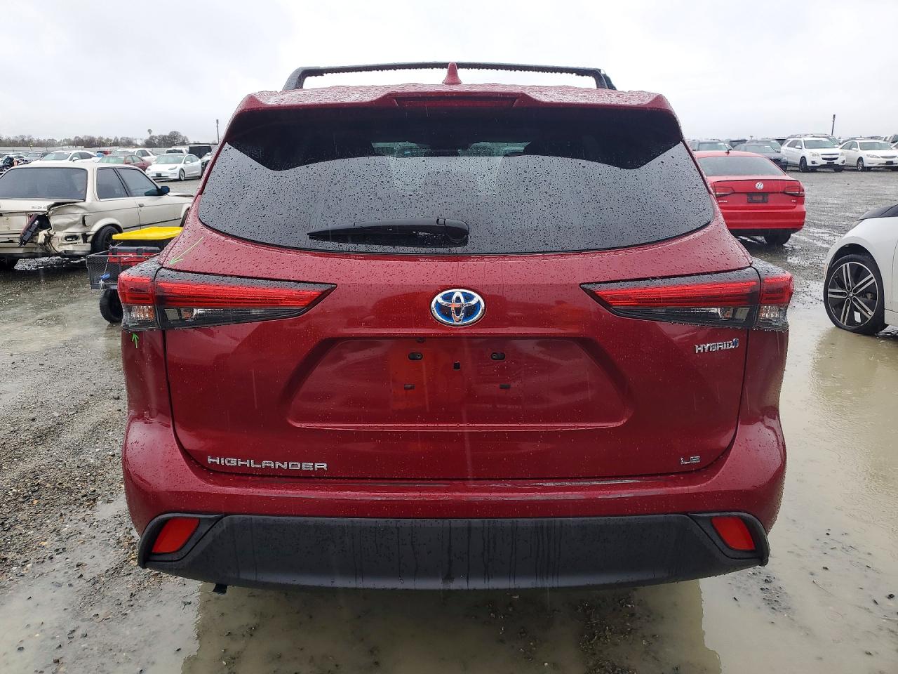 2021 TOYOTA HIGHLANDER HYBRID LE photo 11