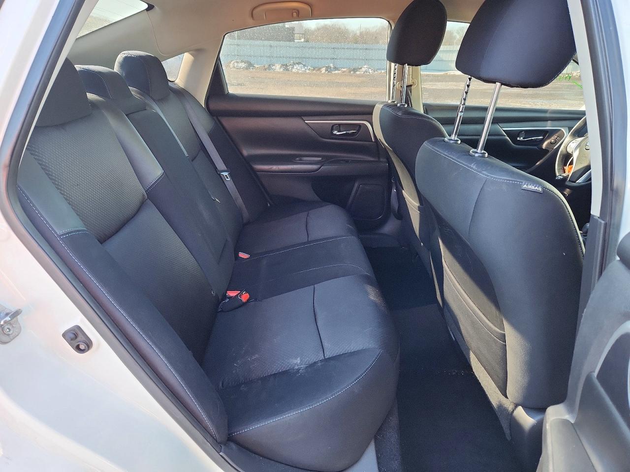 2016 NISSAN ALTIMA 2.5 SR photo 19