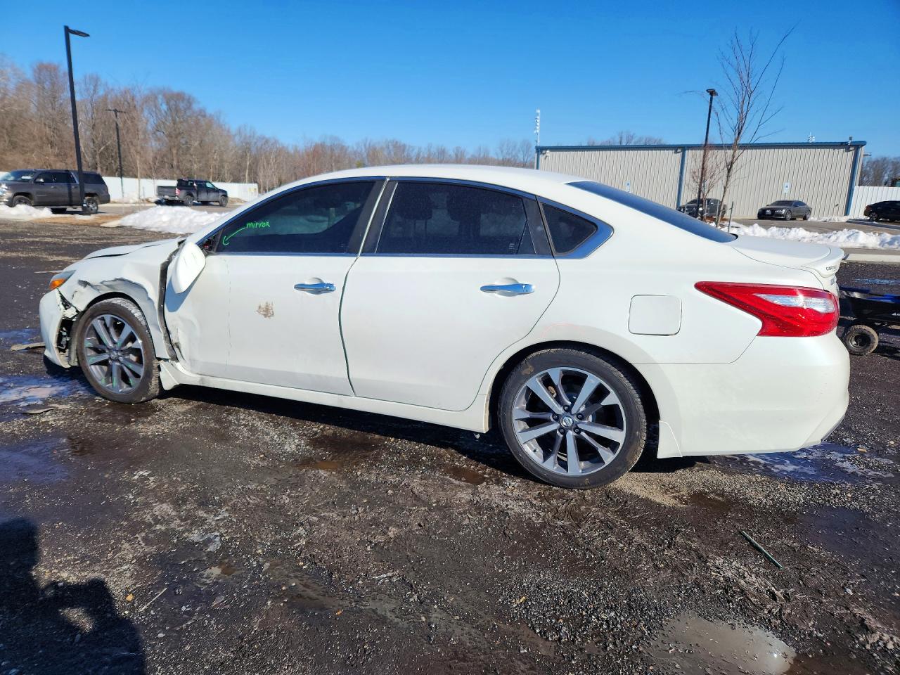 2016 NISSAN ALTIMA 2.5 SR photo 3