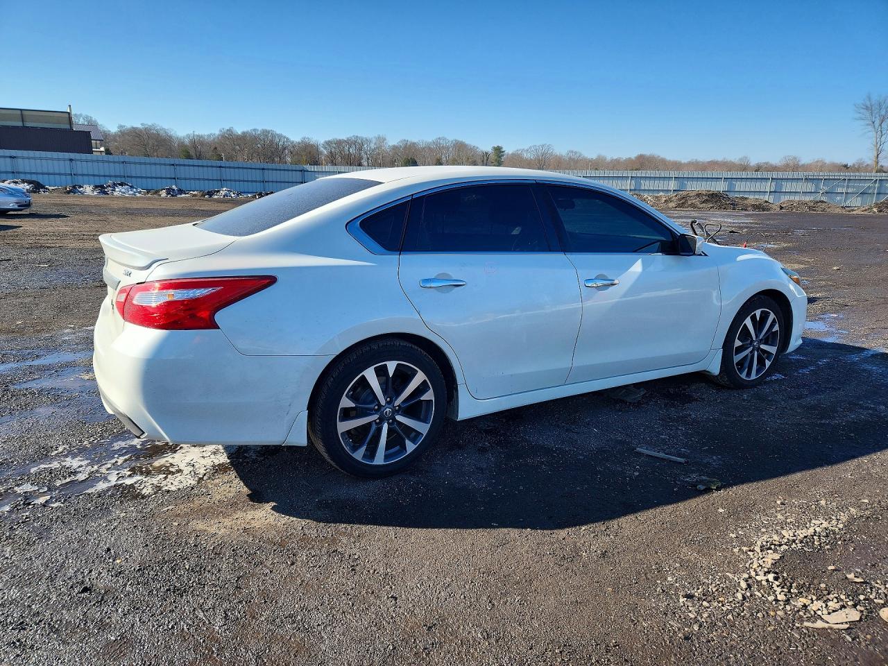 2016 NISSAN ALTIMA 2.5 SR photo 5