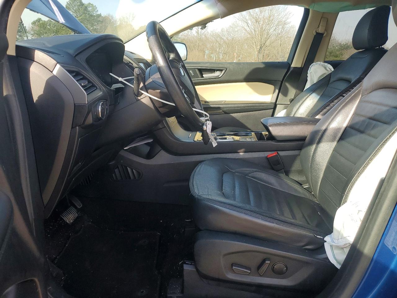 2020 FORD EDGE SE photo 7