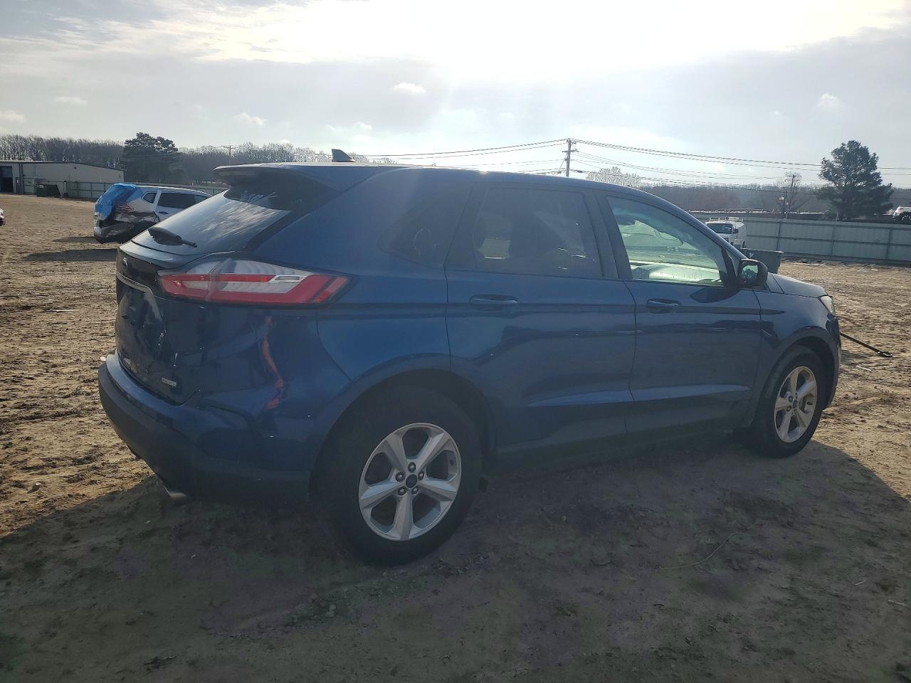 2020 FORD EDGE SE photo 3