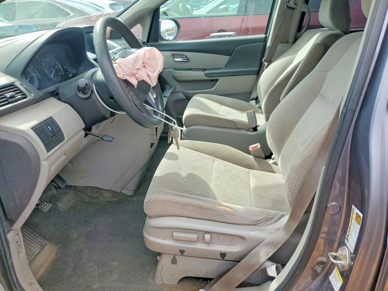 2014 HONDA ODYSSEY LX photo 19