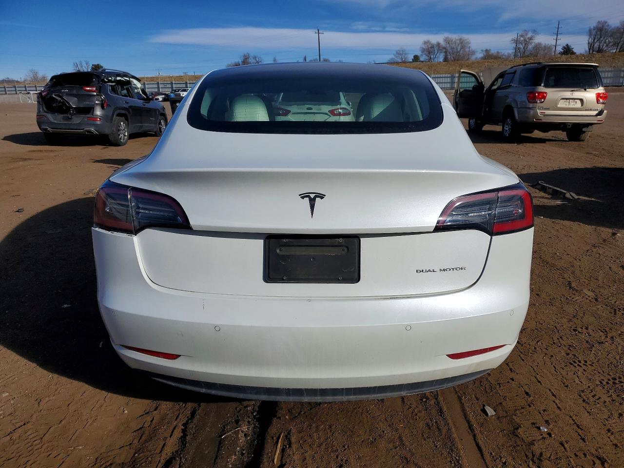 2022 TESLA MODEL 3 photo 16